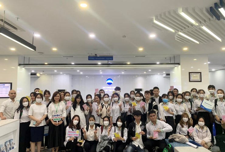 Chuyến tham quan thực tế Doanh nghiệp của sinh viên ngành Tài chính Ngân hàng